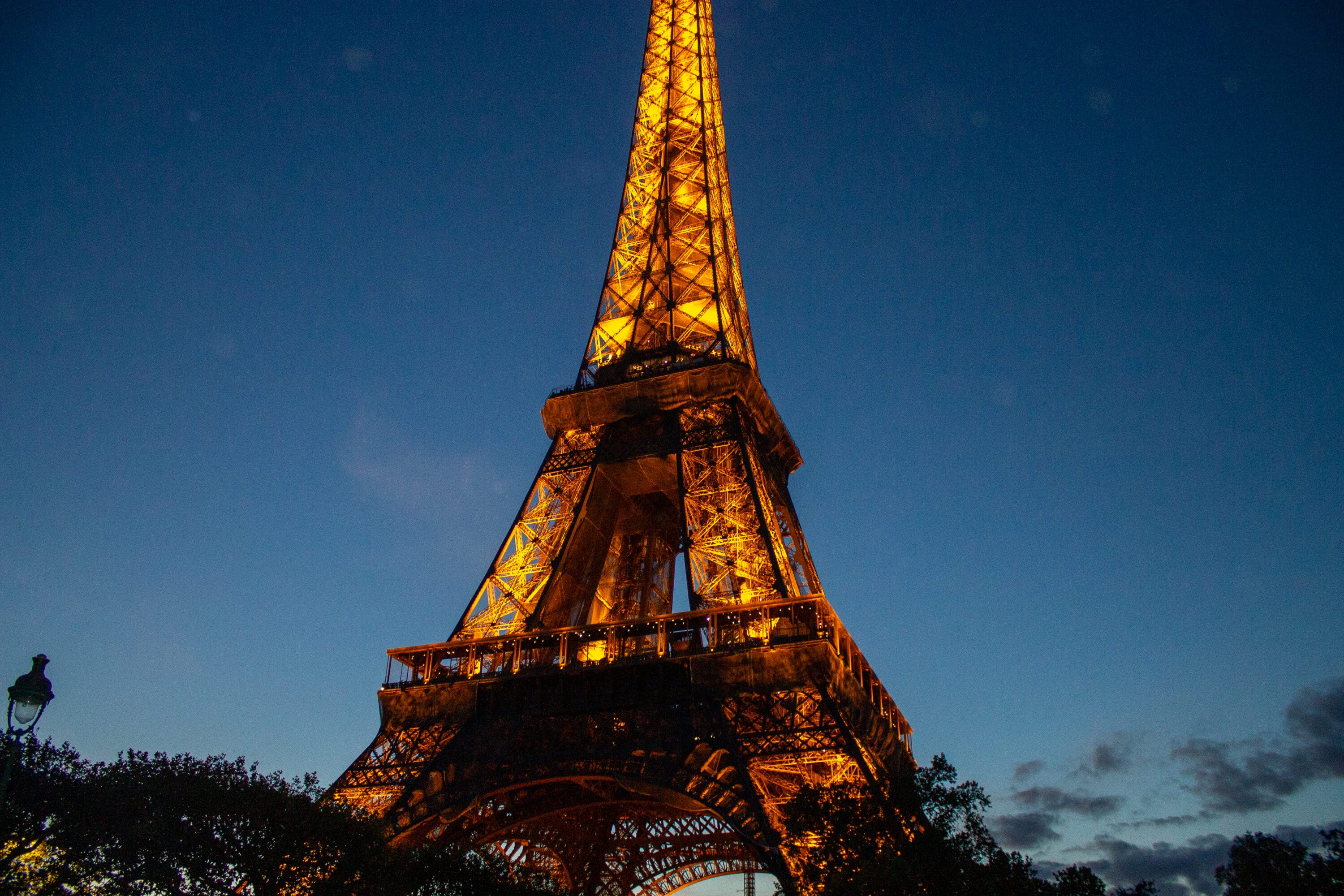 eiffel tower at night