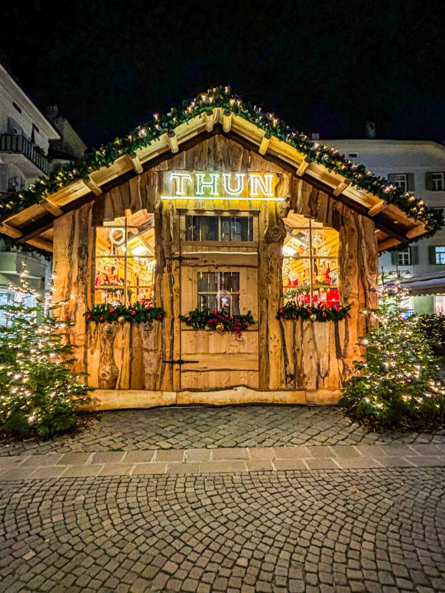 bolzano christmas market stand