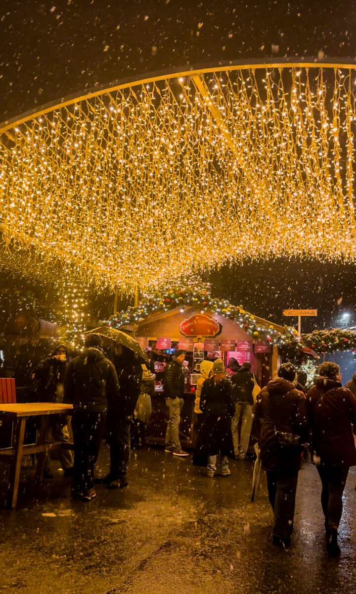 innsbruck chriskindlmarkt night