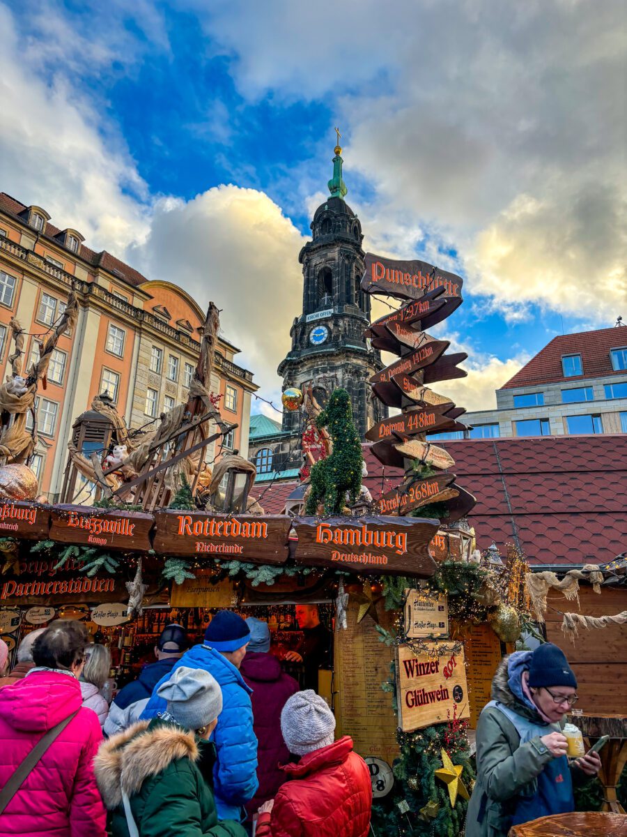 Dresden´s Striezelmarkt Stall