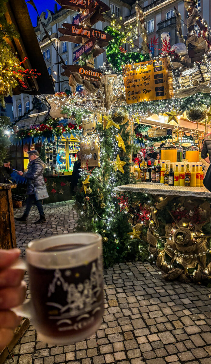 Glühwein Dresden Striezelmarkt