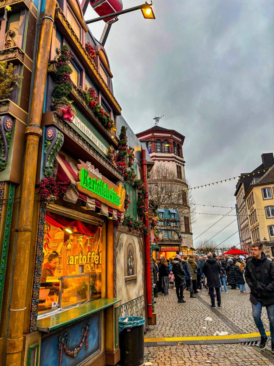 Riesenrad Market at Burgplatz