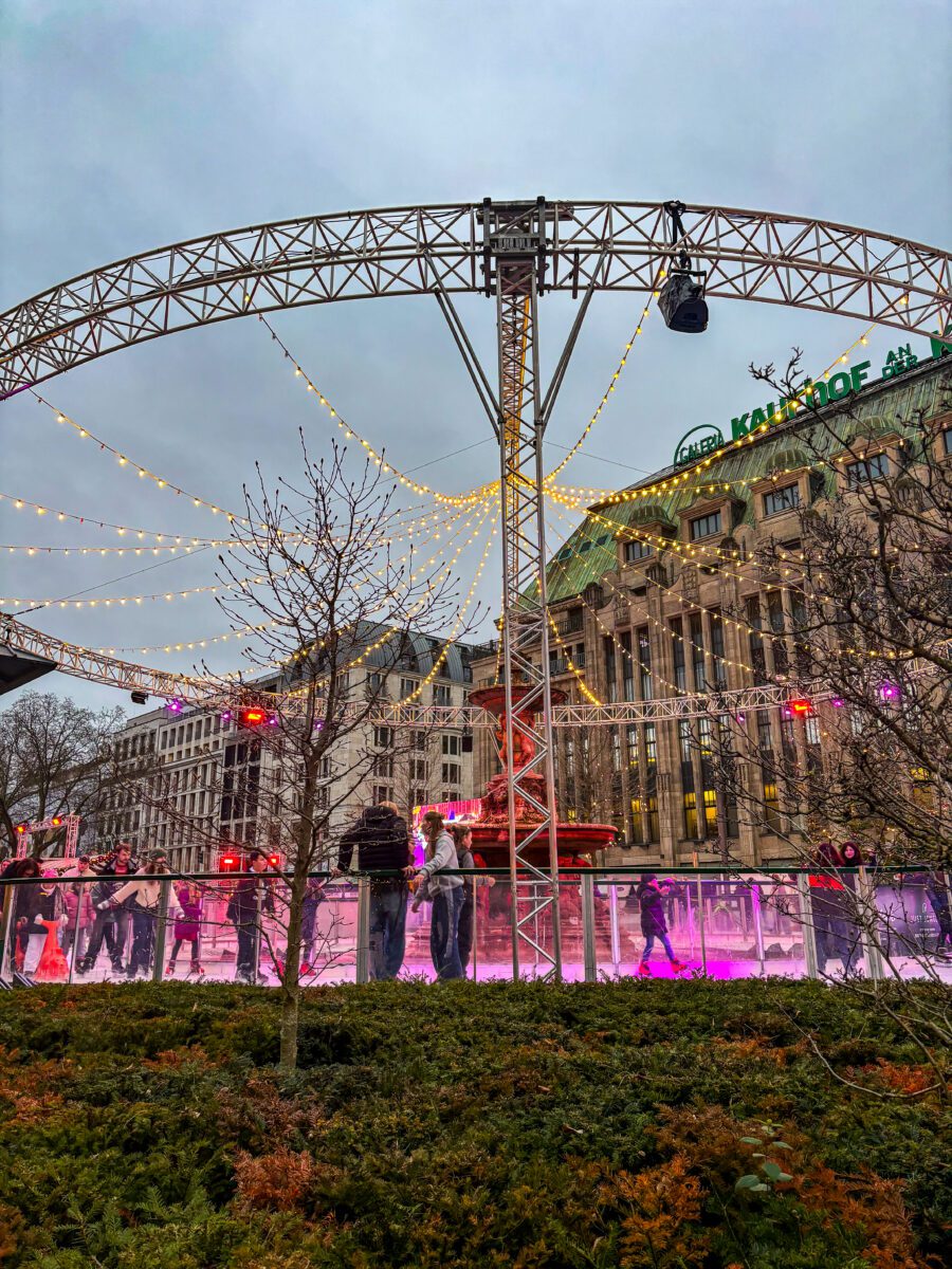 Düsseldorf Eisbahn Ice Rink