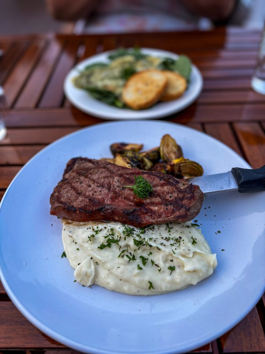 Cranmore Mountain Lodge Dinner