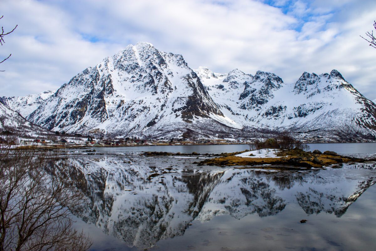 Driving to Lofoten from Harstad