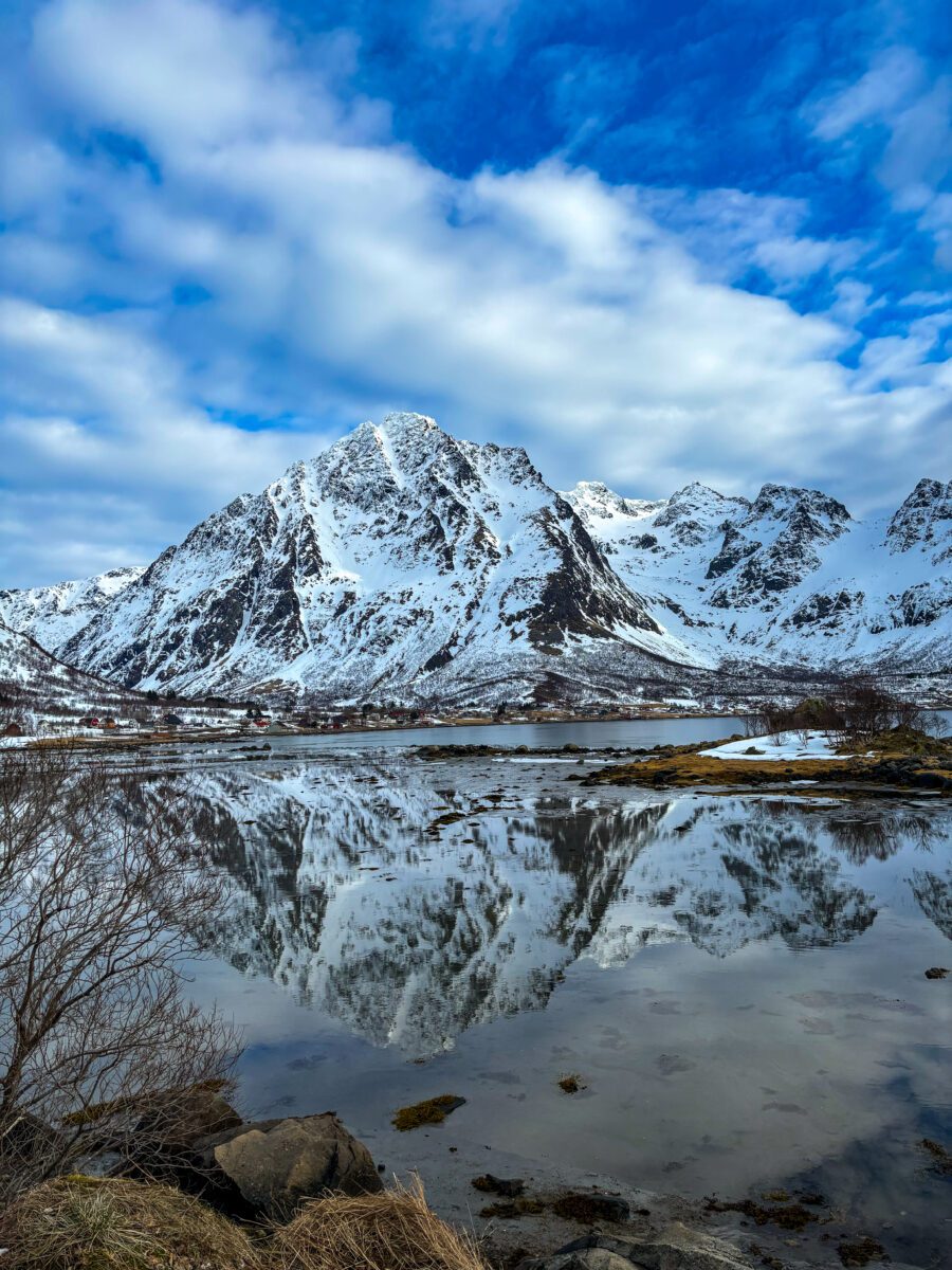Driving into Lofoten