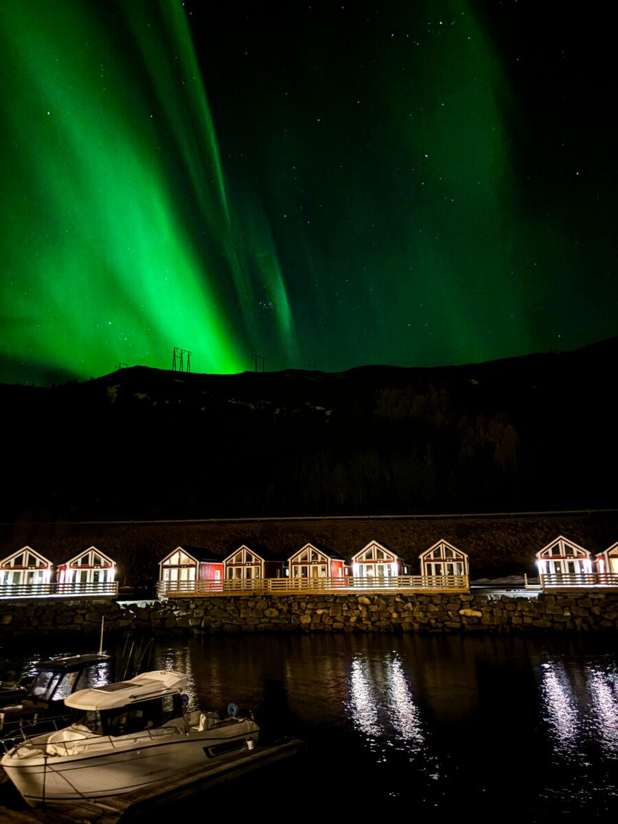 Nothern Lights over Lofoten Basecamp