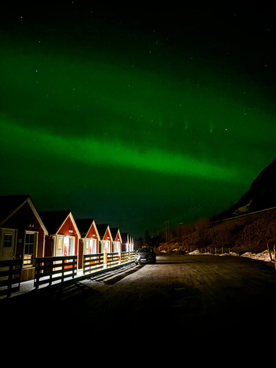 Northern Lights Lofoten Basecampe Leknes
