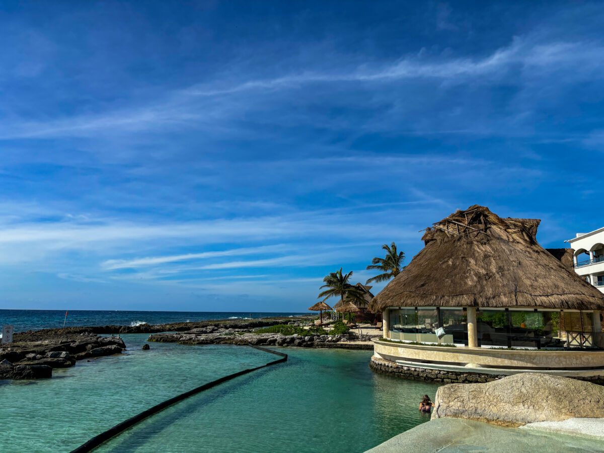 Hard Rock Riviera Maya Eden Beach Bar