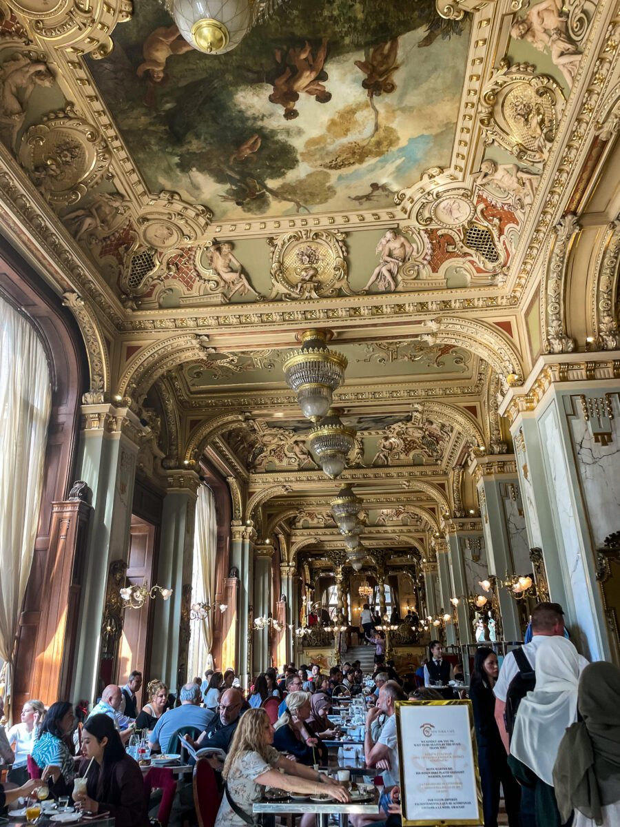 New York Cafe Budapest