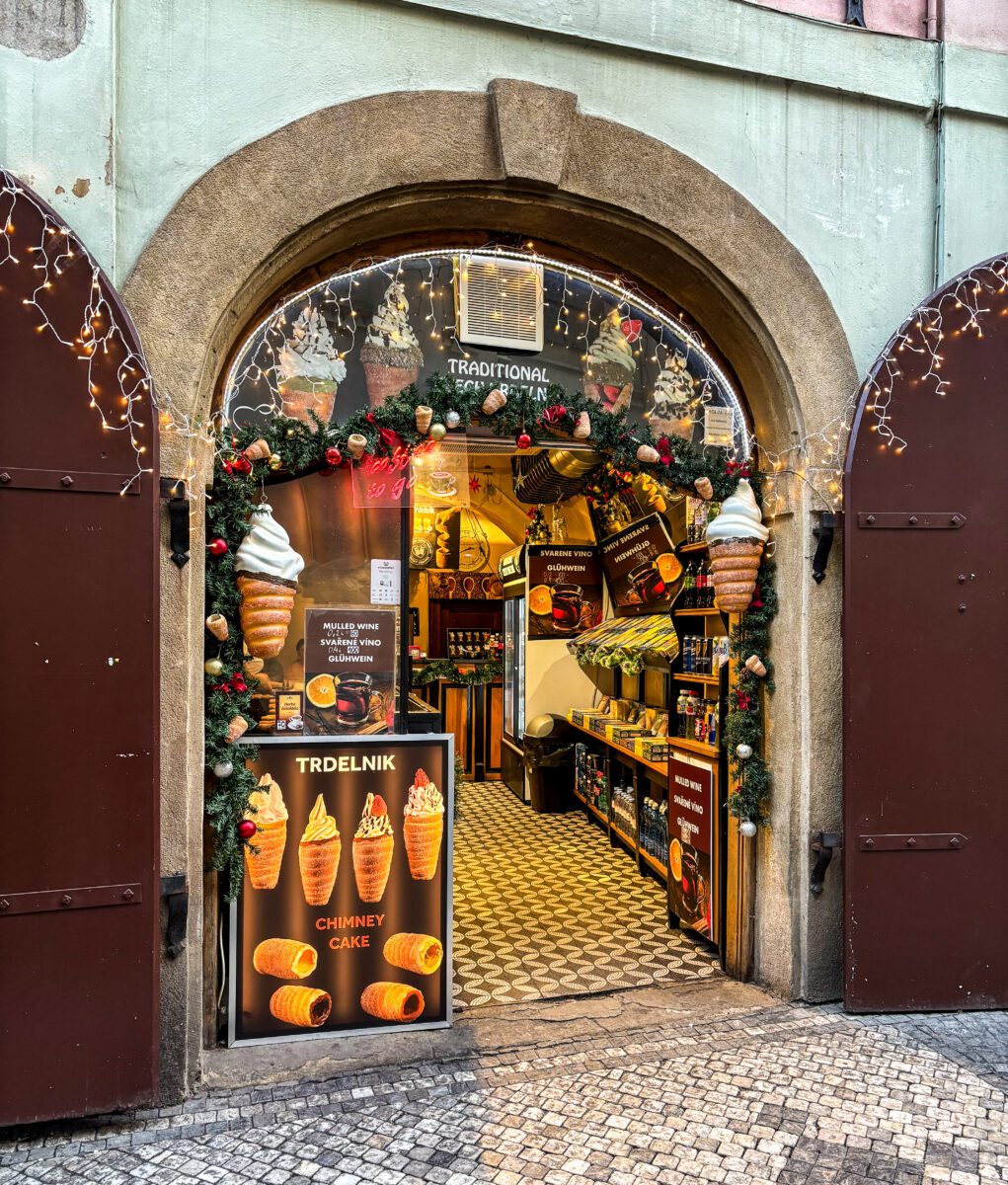 Traditional Trdelnik Shop Prague