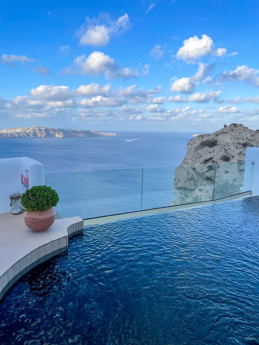 Apeiron Blue Hotel Santorini
