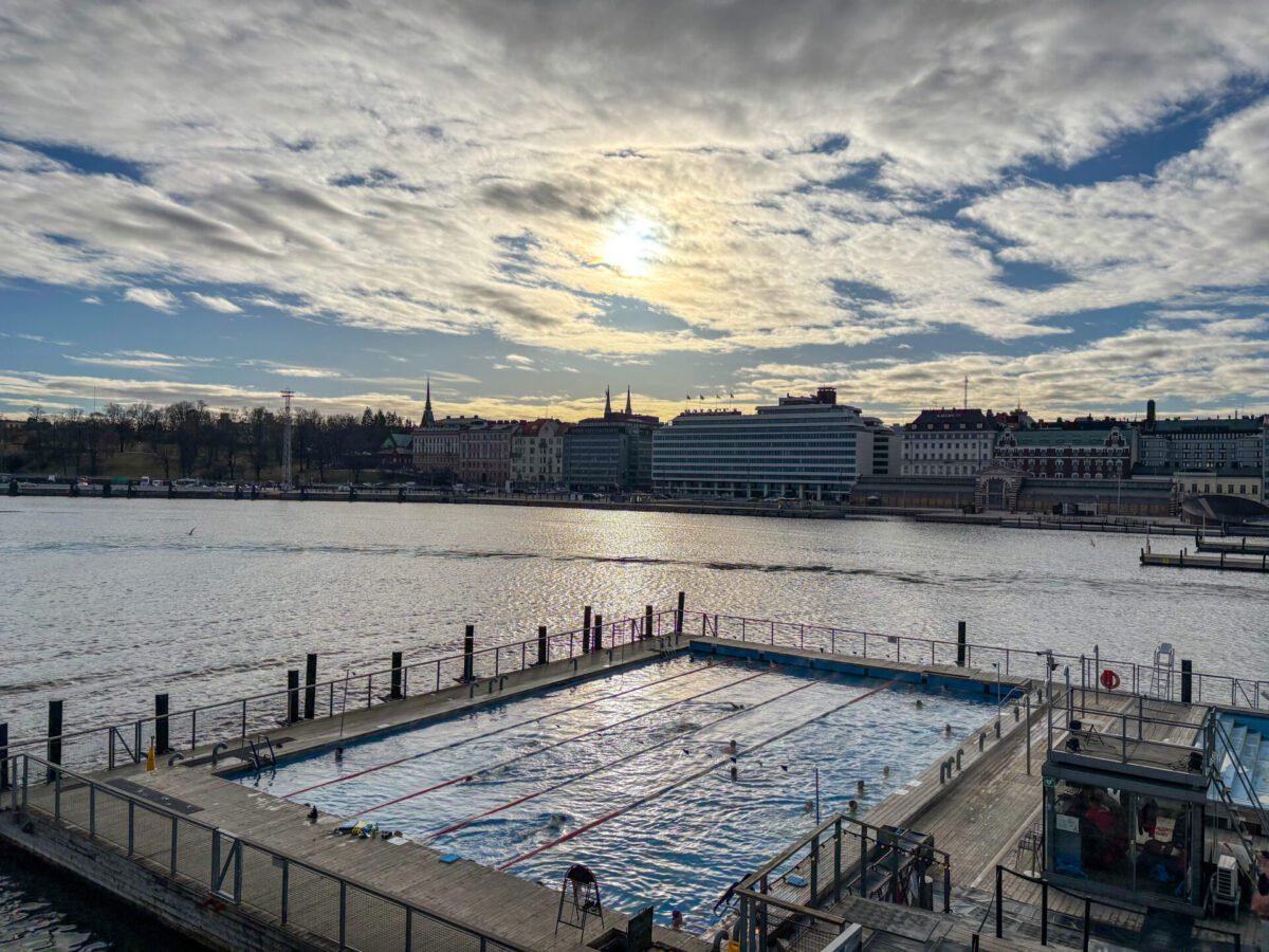 Outdoor Pool Helsinki City Center