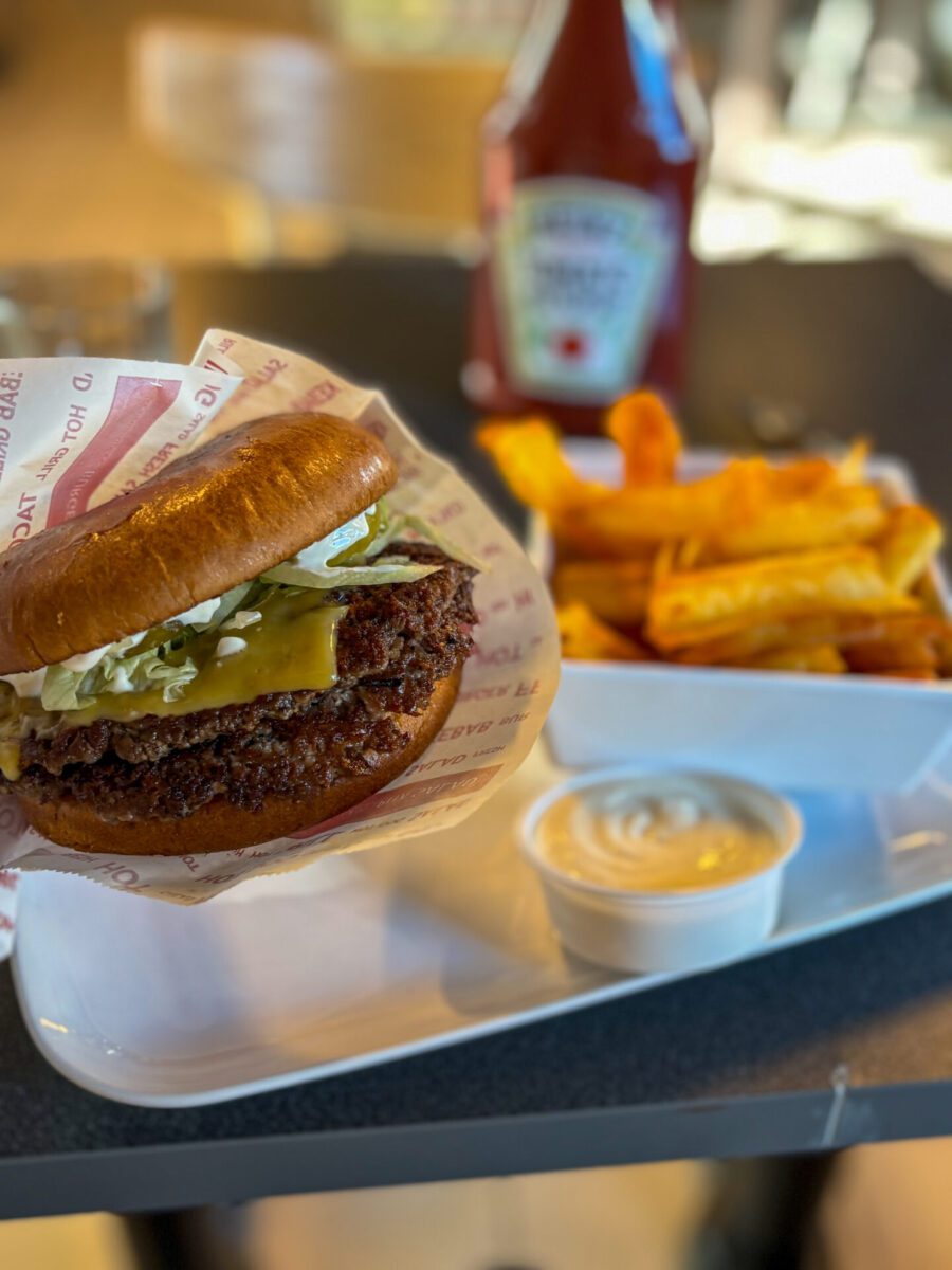 CHEF'S BURGER Levi