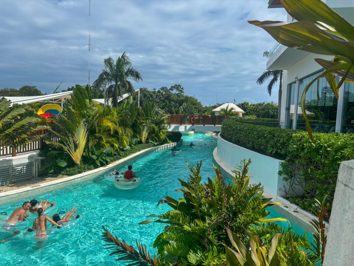Lazy River Nickelodeon Resort Mexico