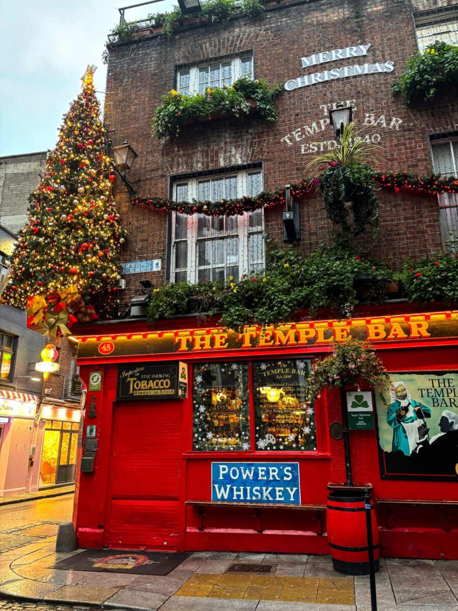 Temple Bar Dublin Christmas